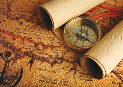 10_Compass_And_Old_Map_420