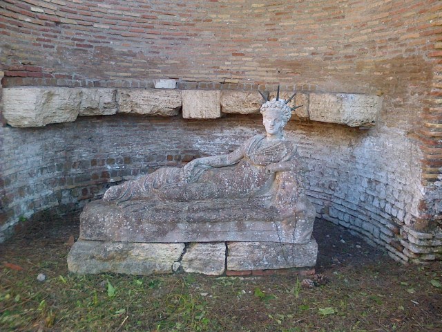 Attis (Ostia antica) Maite 2013