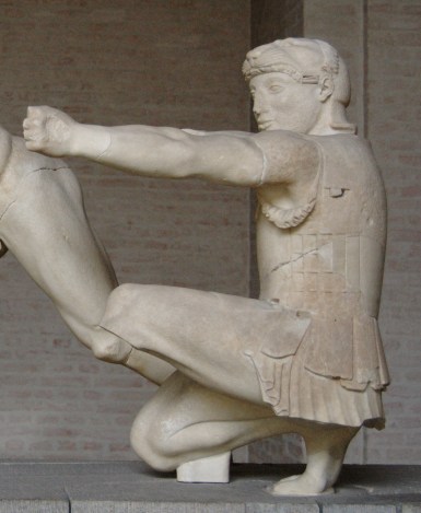 Aphaia_pediment_Herakles_E-V_Glyptothek_Munich_84