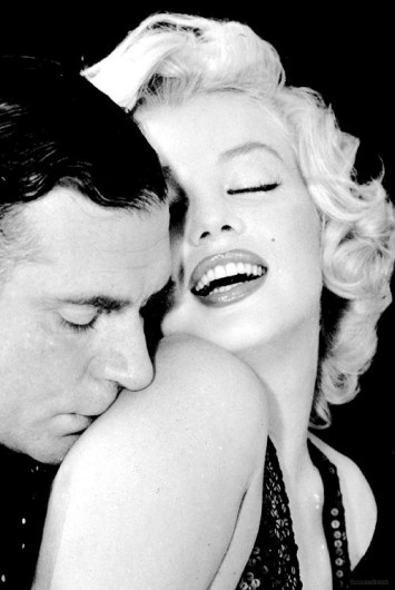 Laurence Olivier and Marilyn Monroe - Photo by Richard Avedon