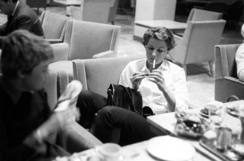 Silvana Mangano smoking