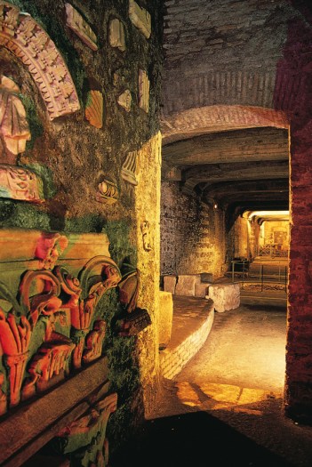 domus_de_santa_cecilia_en_el_trastevere_2546_570x condé nast