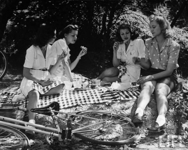 aunt virginia and rita hayworth 3