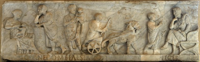 marco cornelio estacio panel frontal