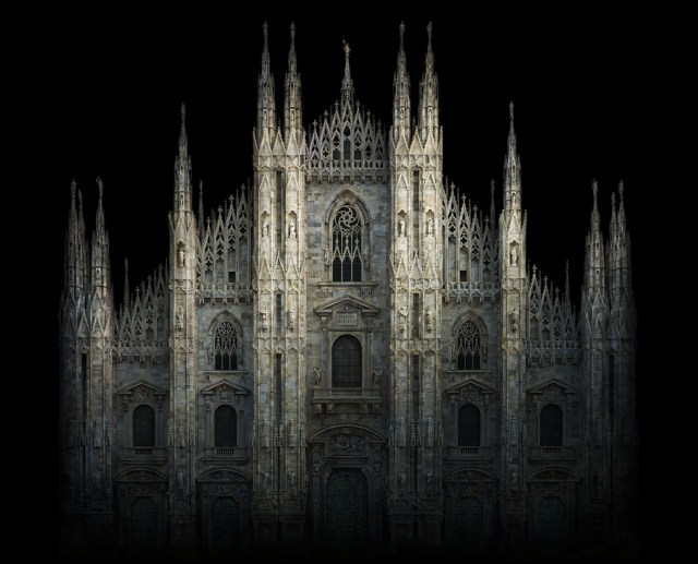 IRENE-KUNG-LA-CITTÀ-INVISIBILE-DUOMO-MILANO-2010-1012